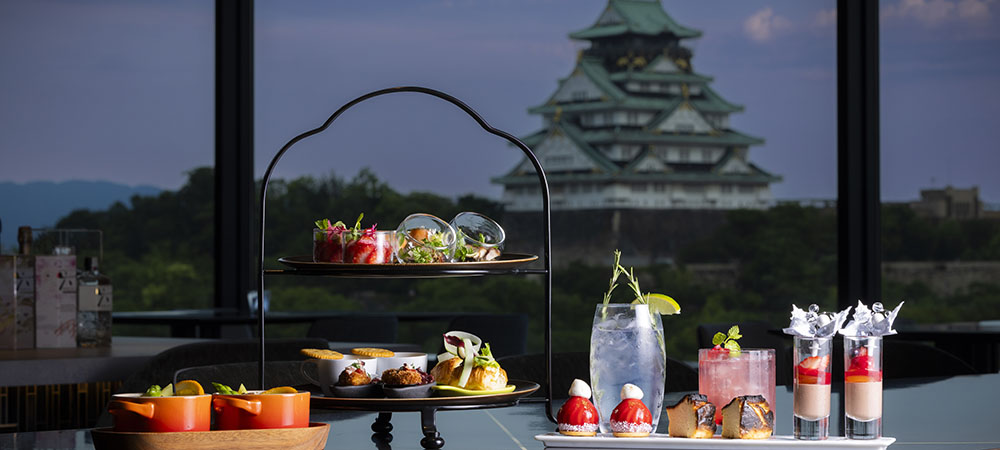 人気のローストビーフや旬のスイーツなどが楽しめる夜限定の「SENイブニングハイティー」